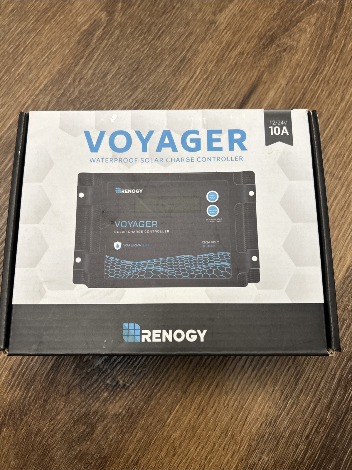 Waterproof Voyager Renogy 12V 10A DC Solar Charge Controller