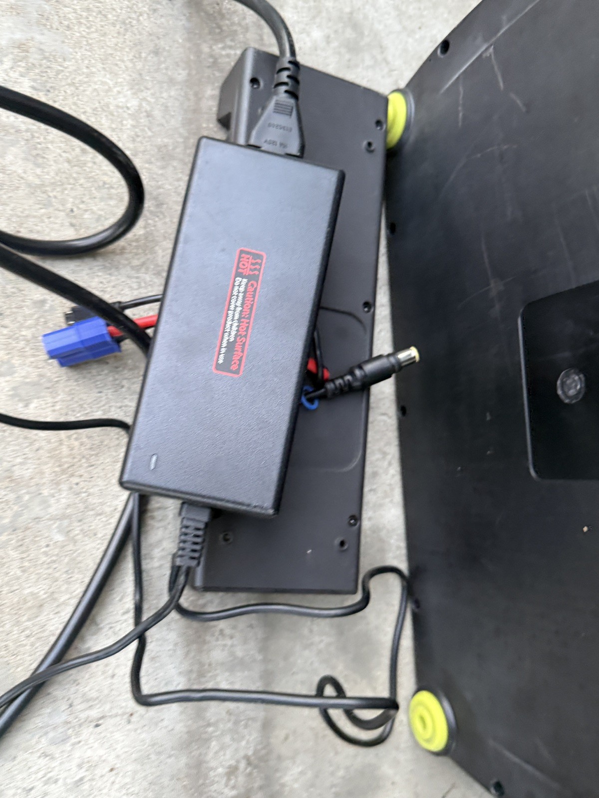GOALZERO YETI 1000X Portable Power Station barely used