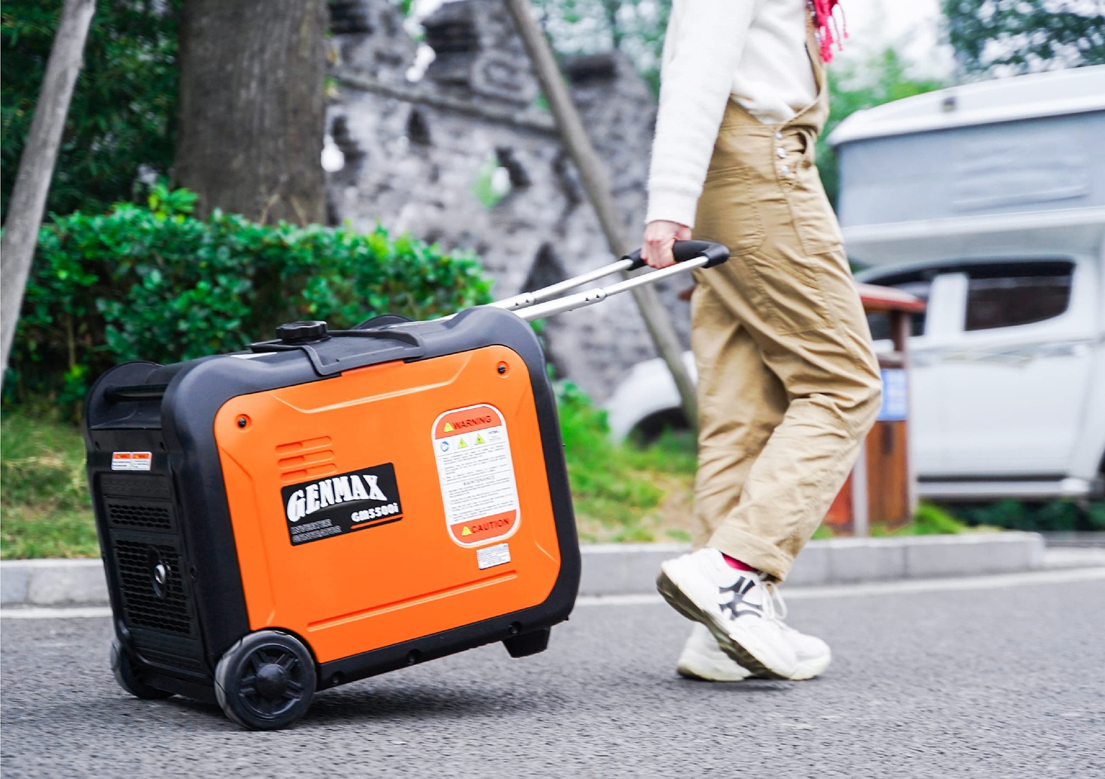 GENMAX Portable Generator，5500W Ultra-Quiet Gas Engine, EPA Compliant, Eco-Mo…