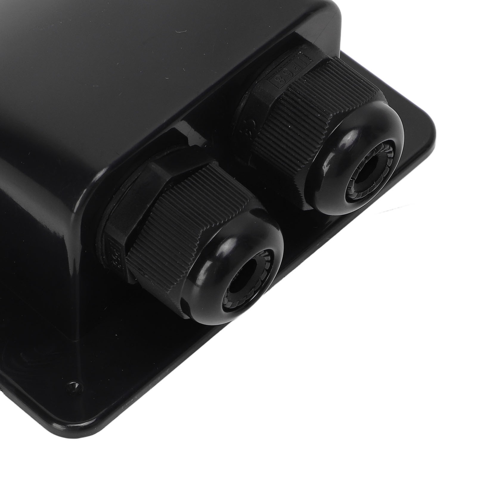 Solar Cable Entry Gland Plastic Waterproof Double Cable Entries Cable Entry