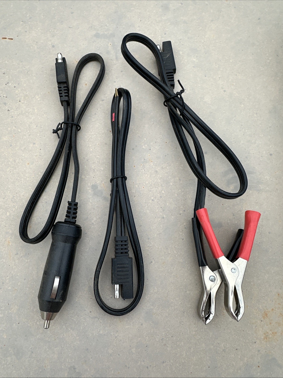Thunderbolt Magnum Solar 100 Watt Solar Charge Regulator 96728 7A Panel Input