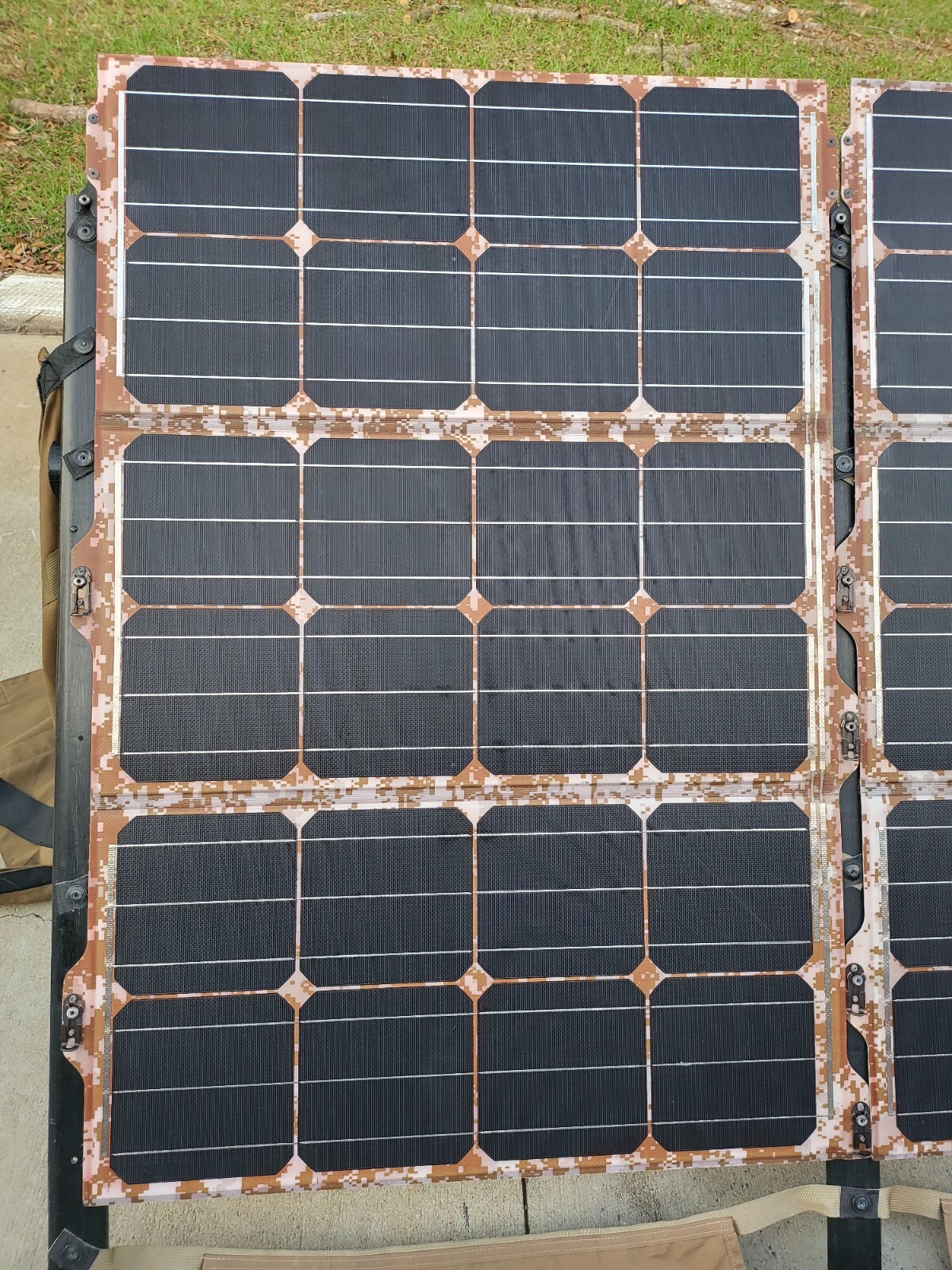 Nishati Portable Expedition Solar Array 420 Watt Military Surplus Free Ship