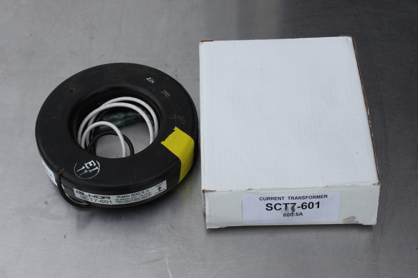 Elkor SCT7-601 600:5 Ratio Instrument Transformer 600V 50-400Hz NEW