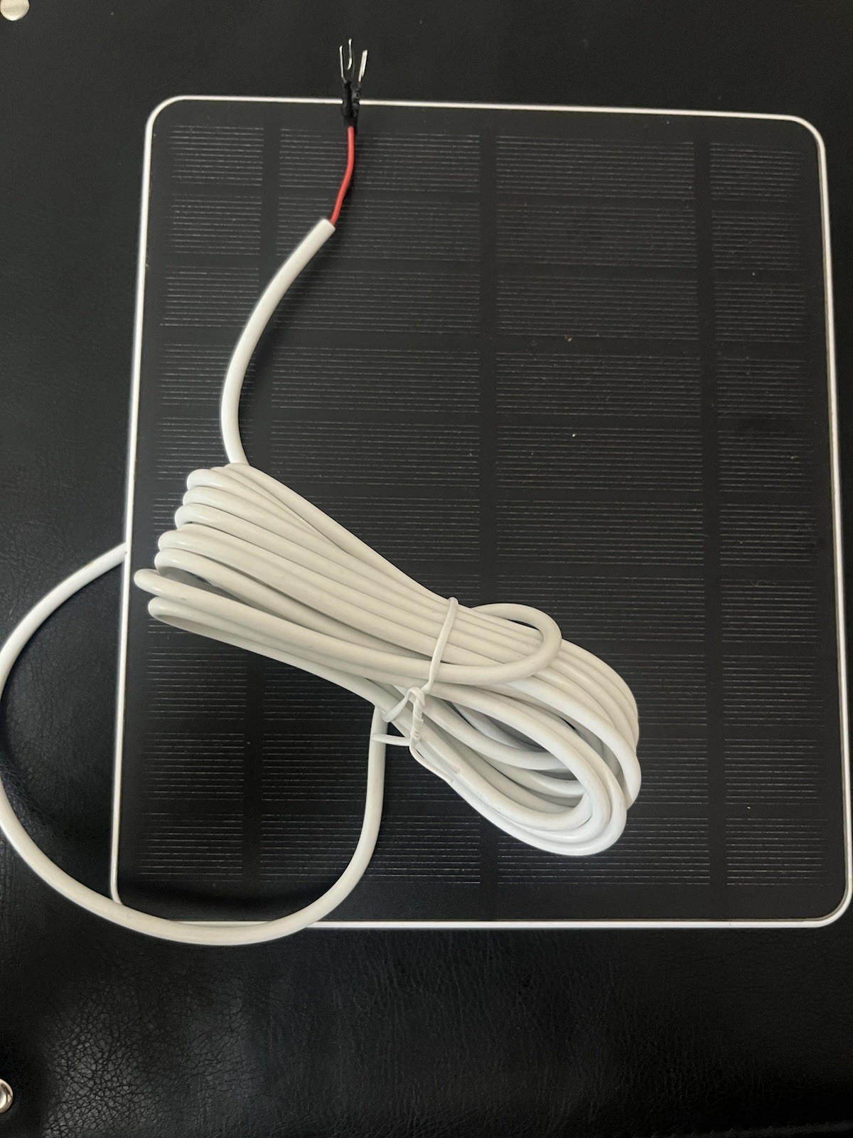 Flat Square Panel TV Antenna w/ Coax Connector & Attached Cable White/Black