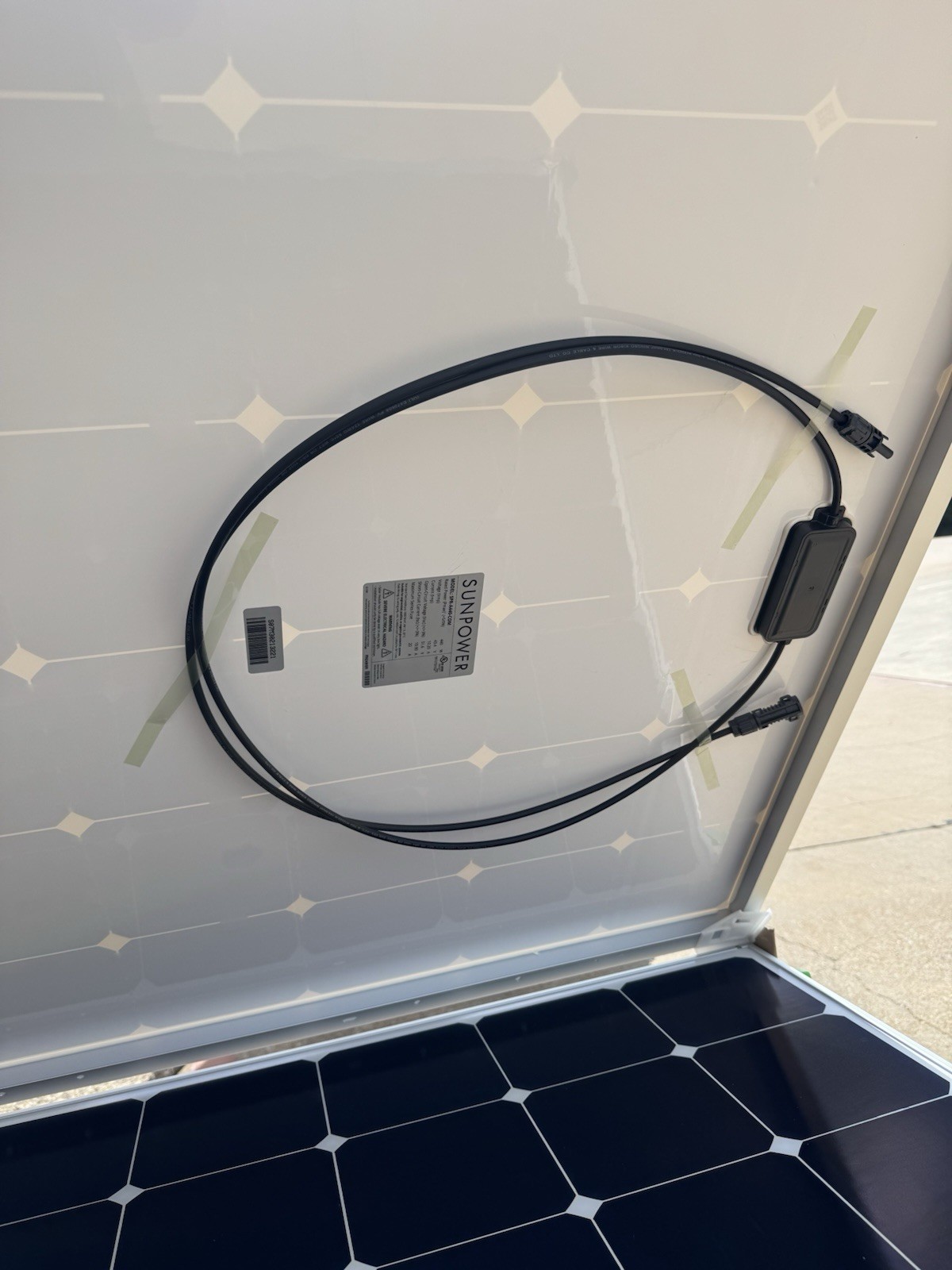 25PC Pallet of SunPower Maxeon 440W SPR-A440-COM Solar Panels