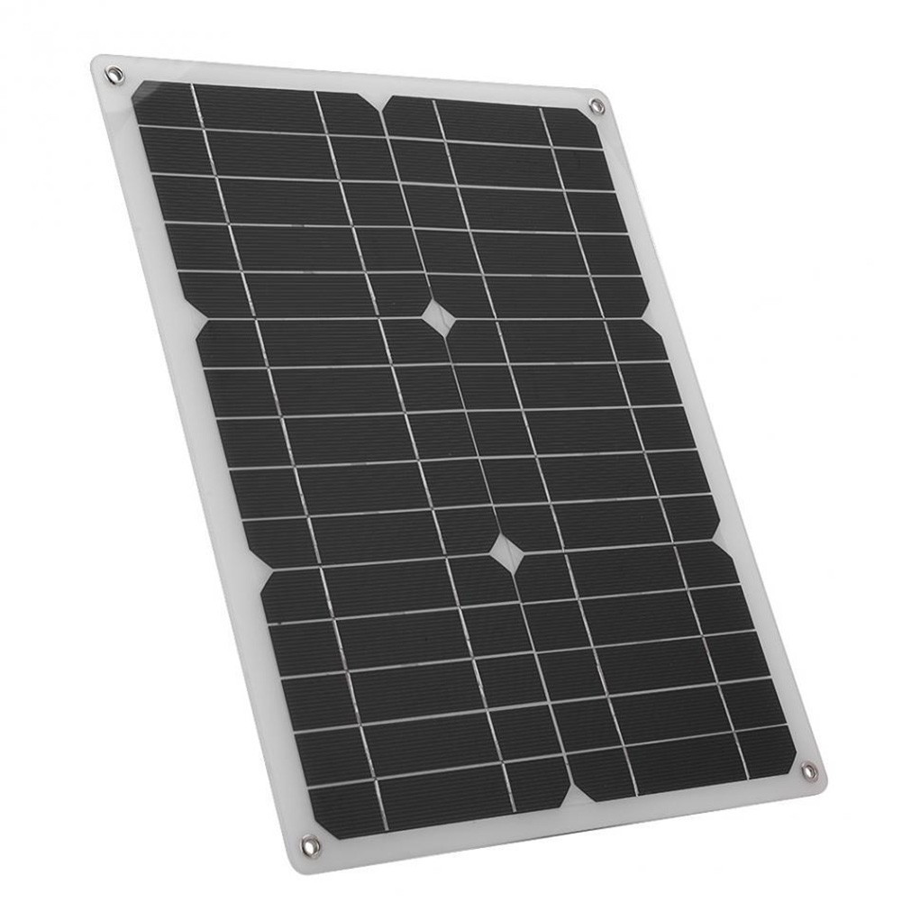 Lightweight 15W Solar Power Bank Perfect for All For Outdoor Activities