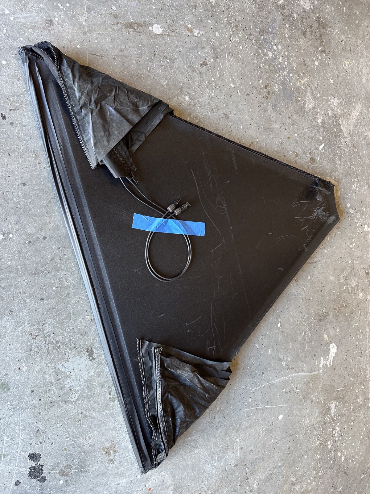 12V-48V 300W Solar Array for Tripod