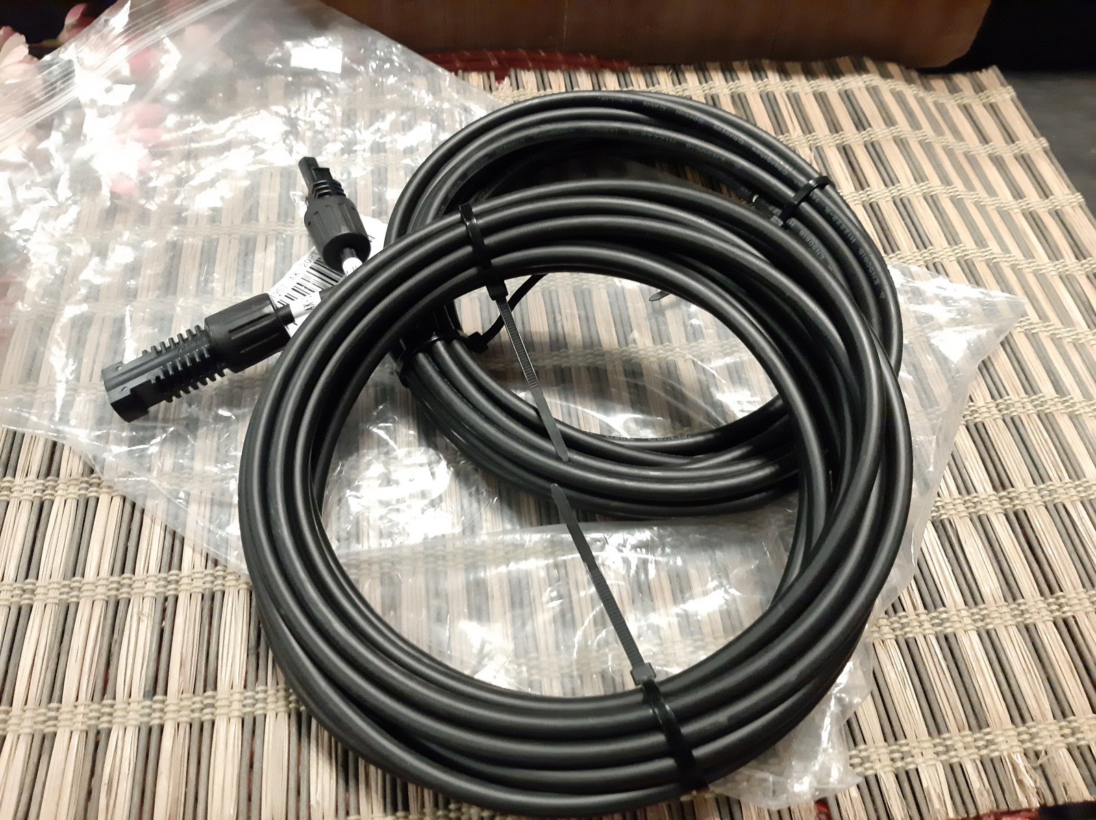 HQST 20Ft 10 AWG Adaptor Kit Solar Cable with Female and Male Connectors(1 Pair)
