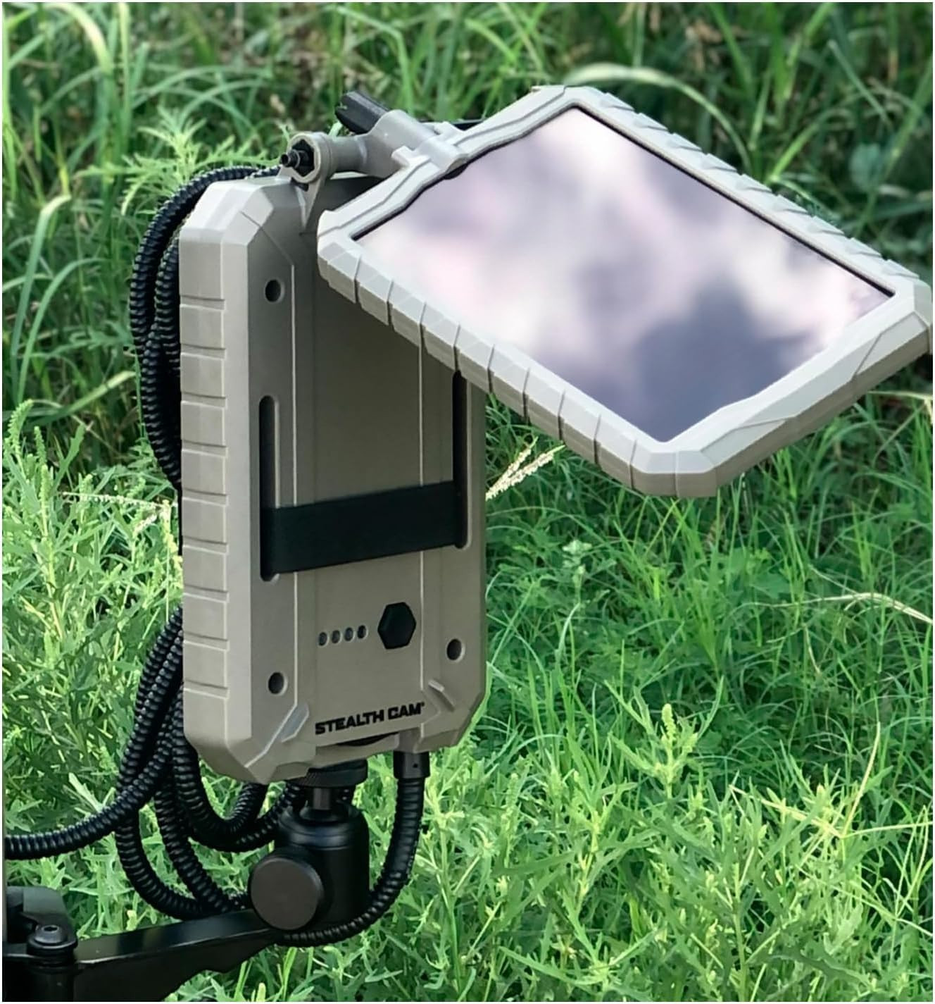 Durable Sol-Pak Solar Battery Pack | 12V Solar Power Panel, Rechargeable Battery