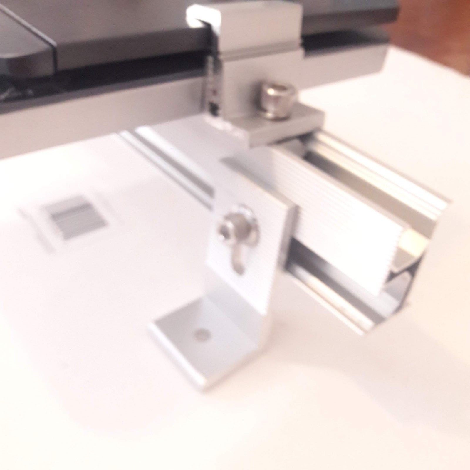 Solar Rail kit for mounting 4 panels with clamps and L brackets