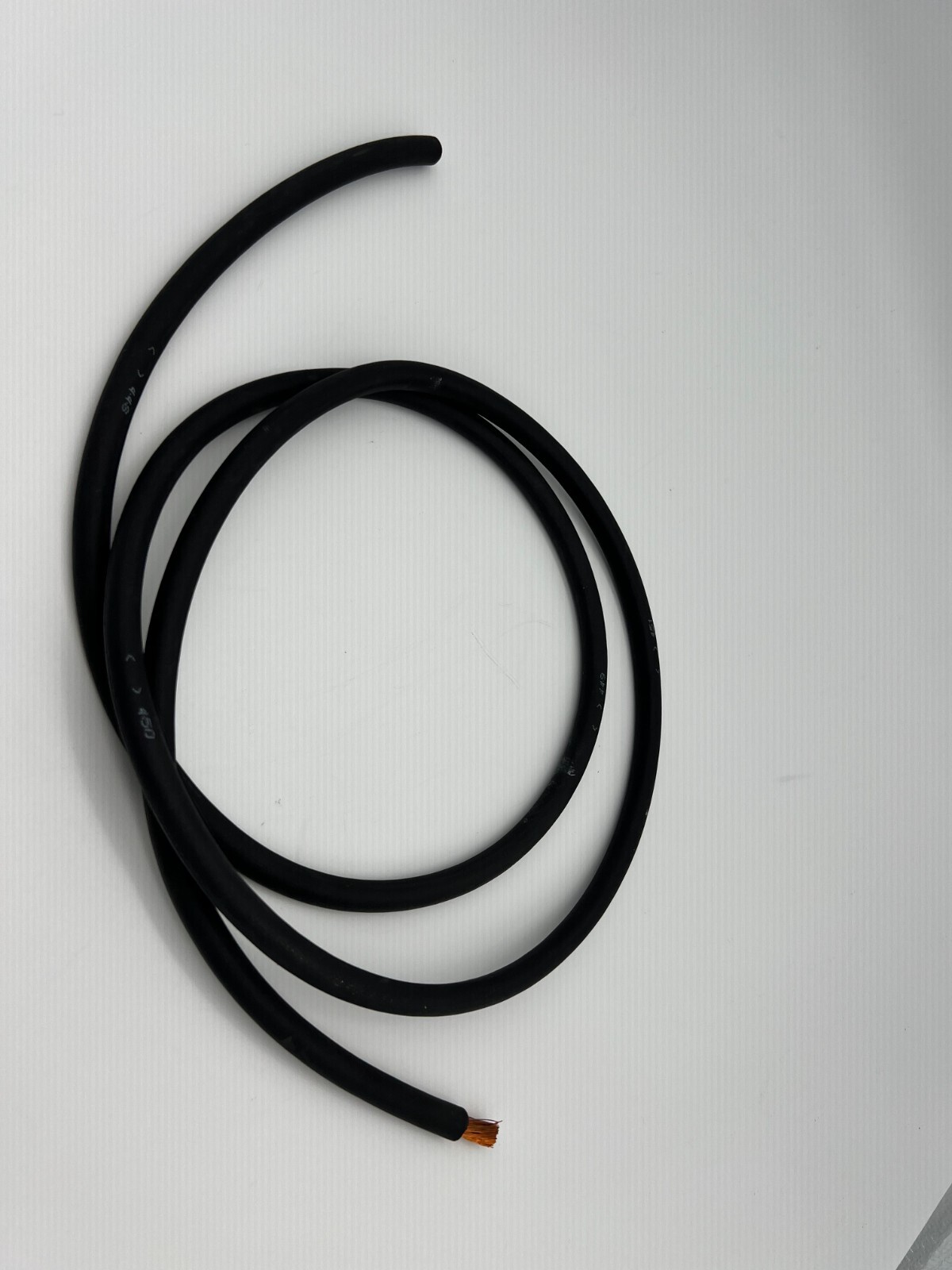 Black 4 gauge AWG industrial flexible welding / battery cable