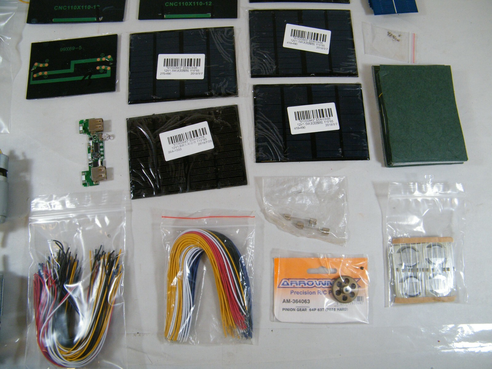 STAR SOLAR CONTROLLER, MINI SOLAR PANELS, WIRES, CASES, ETC, DIY PHONE CHARGER