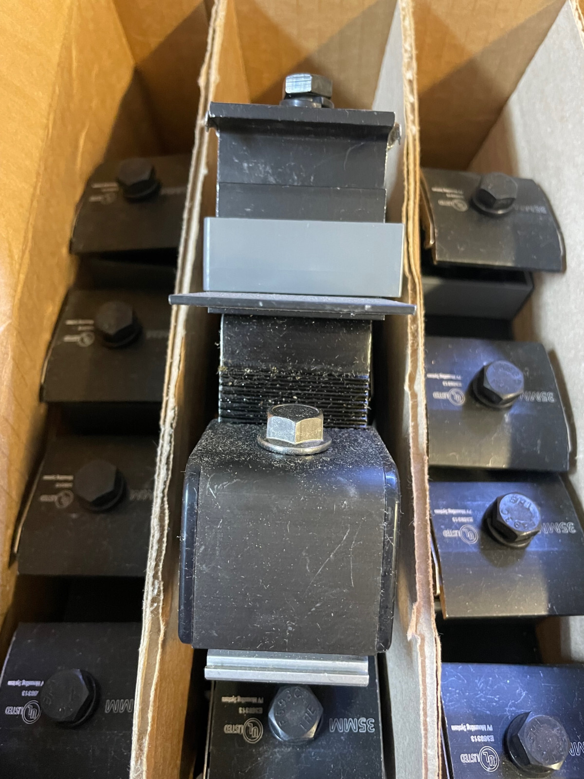20ct SnapNRack 242-92435 RL B Mount 35MM solar panel mounting bracket
