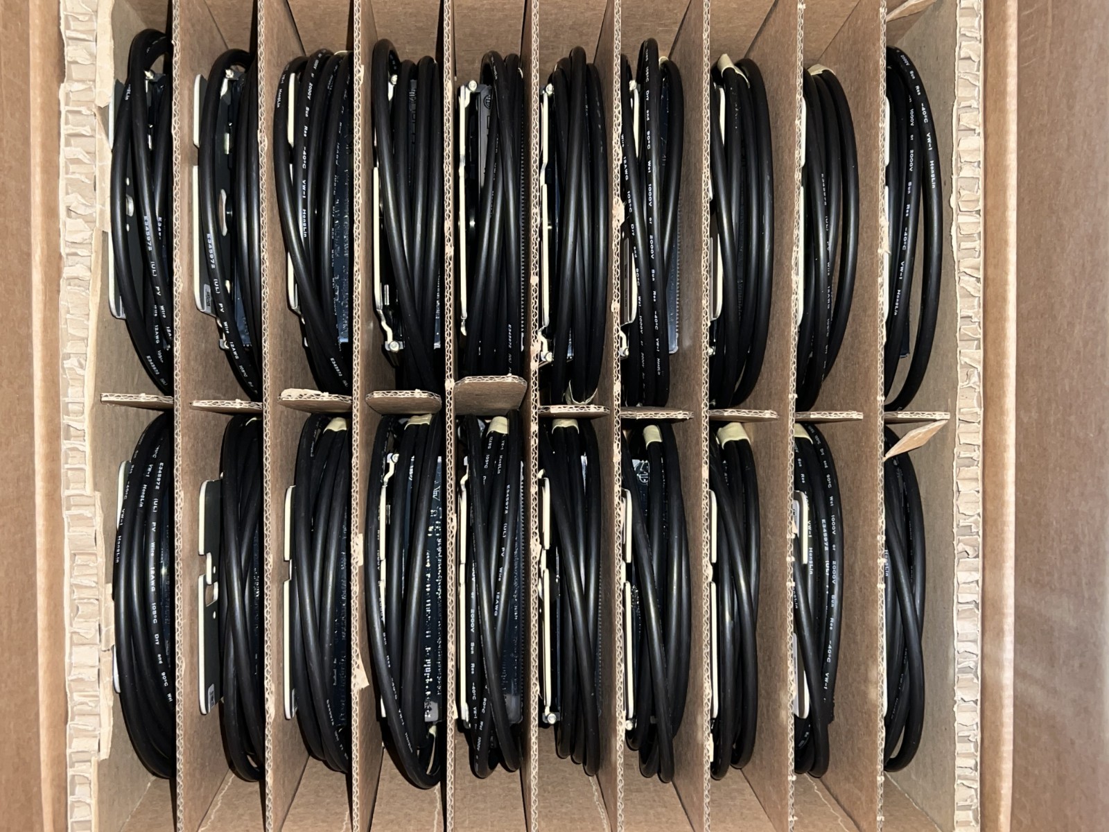 LOT 60x S440-1GM4MRM Solar Edge Power Optimzier 440W Maximizer – SEALED NEW