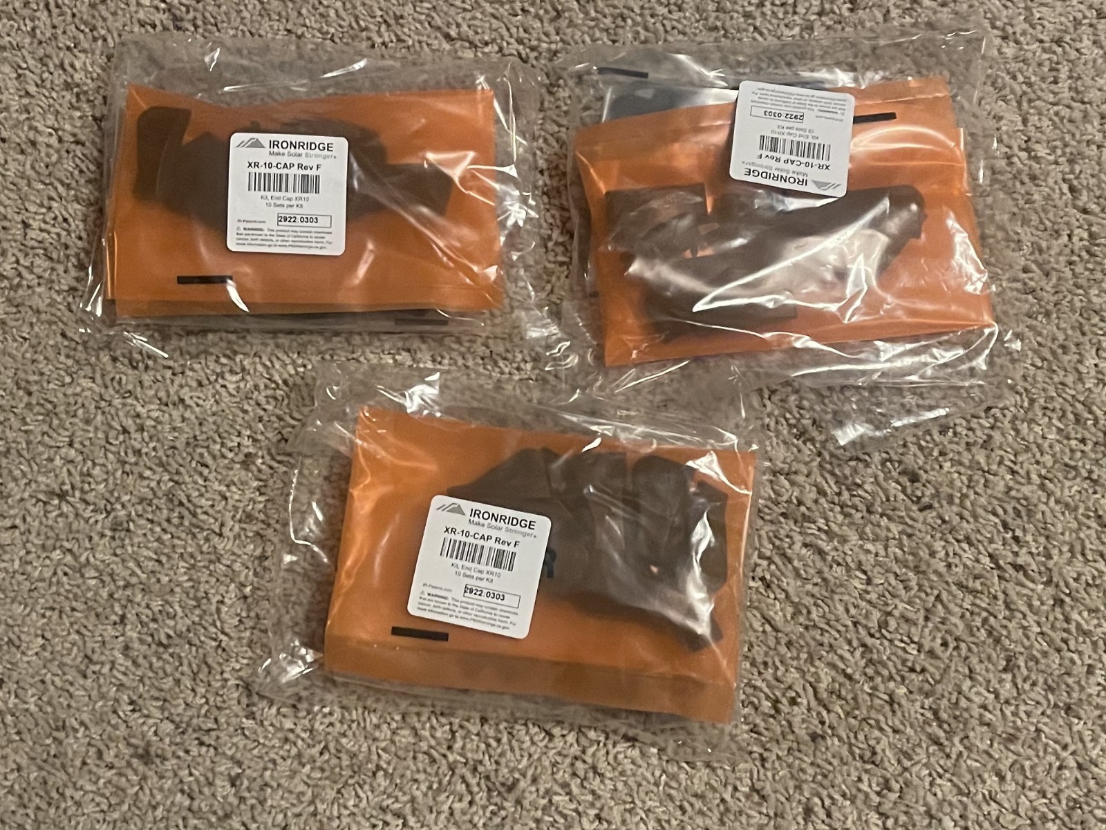 Ironridge Solar End Cap Kits / XR-10-Cap End Caps Rev F (20 End Caps – 10 Sets)