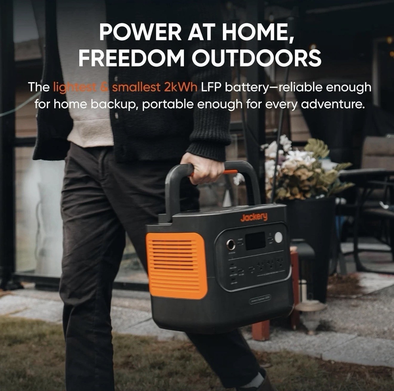 BRAND NEW Jackery Explorer 2000 v2 Power Station + Qty 1 SolarSaga 200W Panel