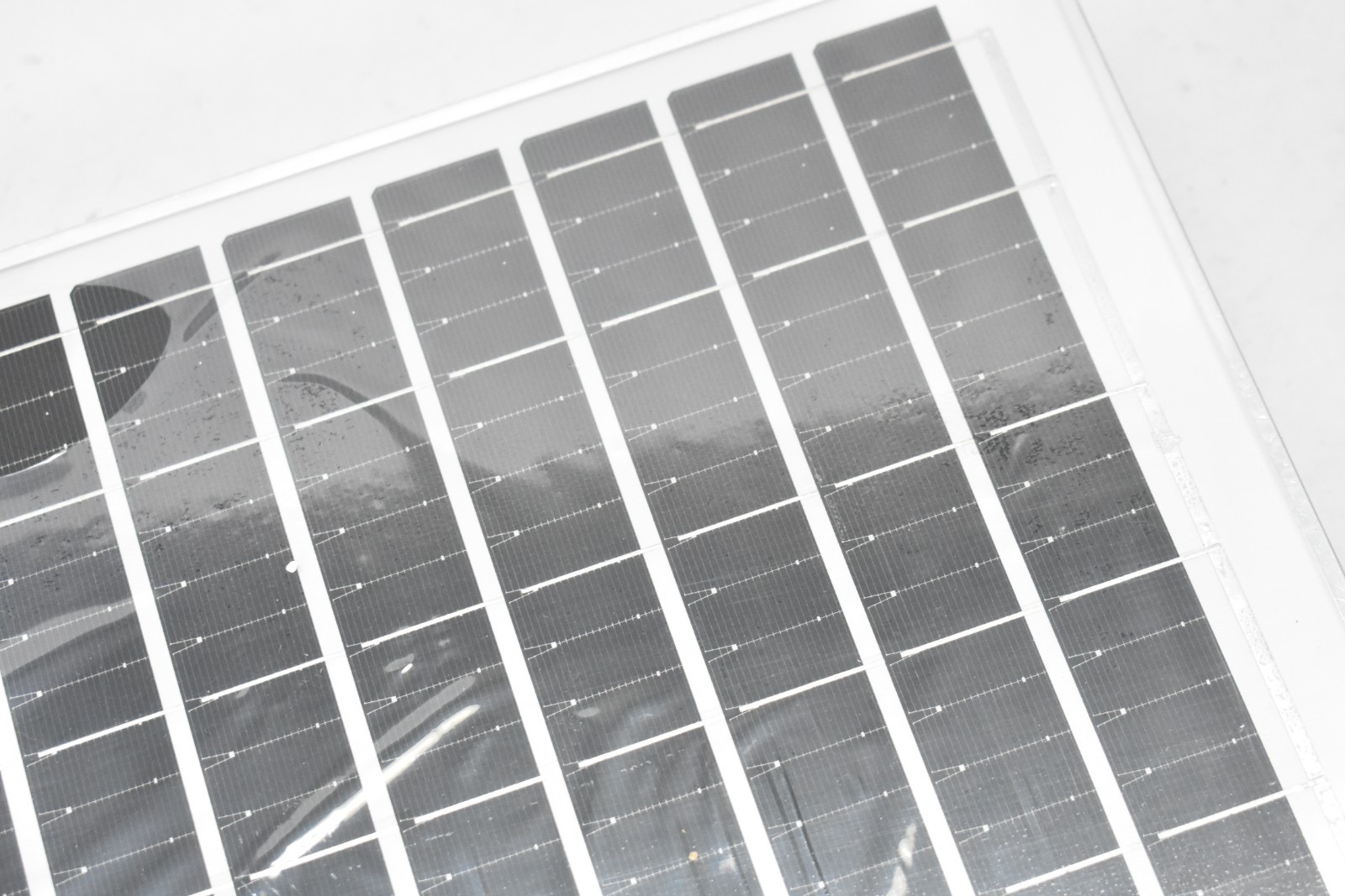 Solar Panel Replacement Unit 13-3/4″ x 9-1/2″ Rectangular 6V-12W 3.2V 6A