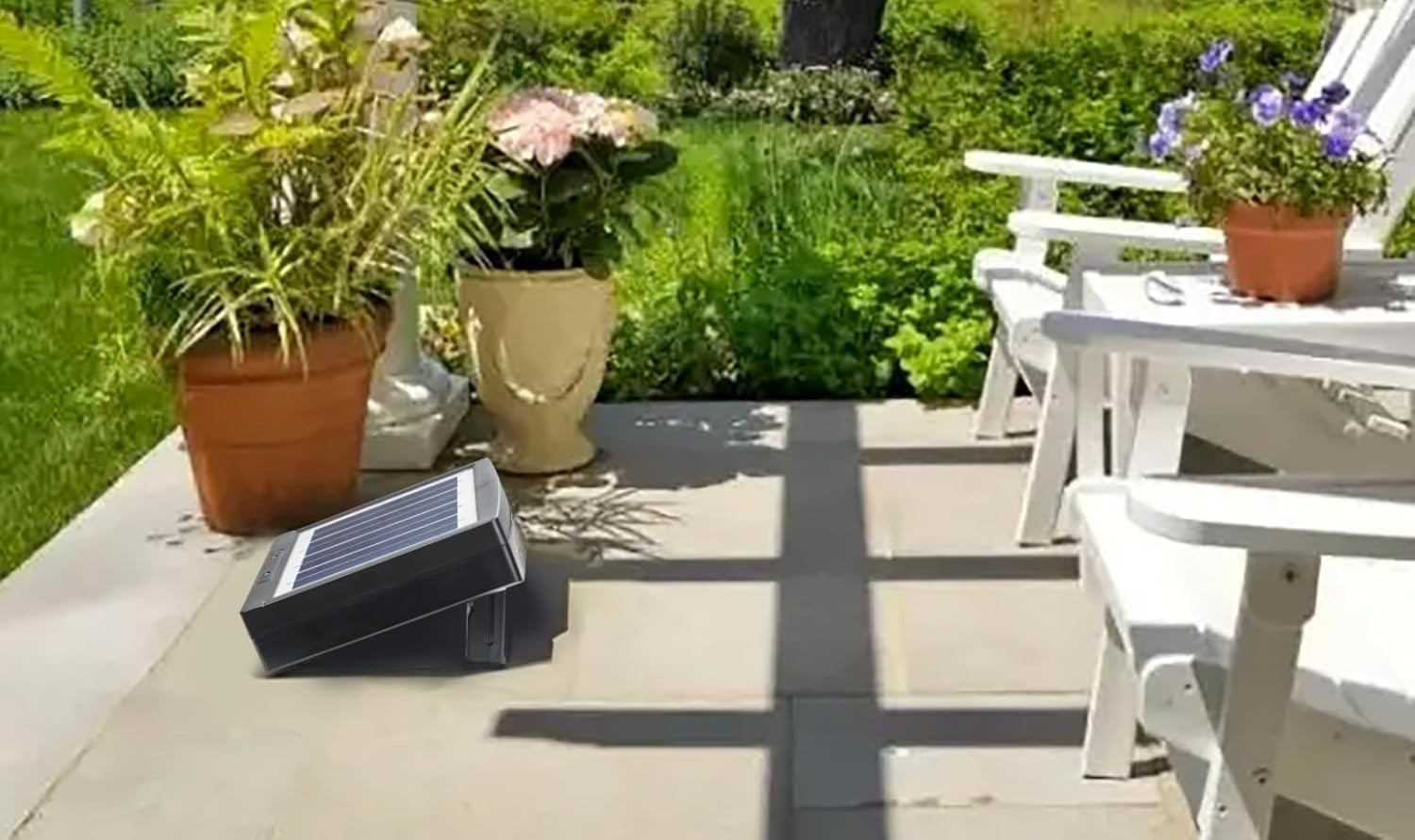 Portable 2W Solar Charger for AA AAA Batteries – Durable & Efficient Solution