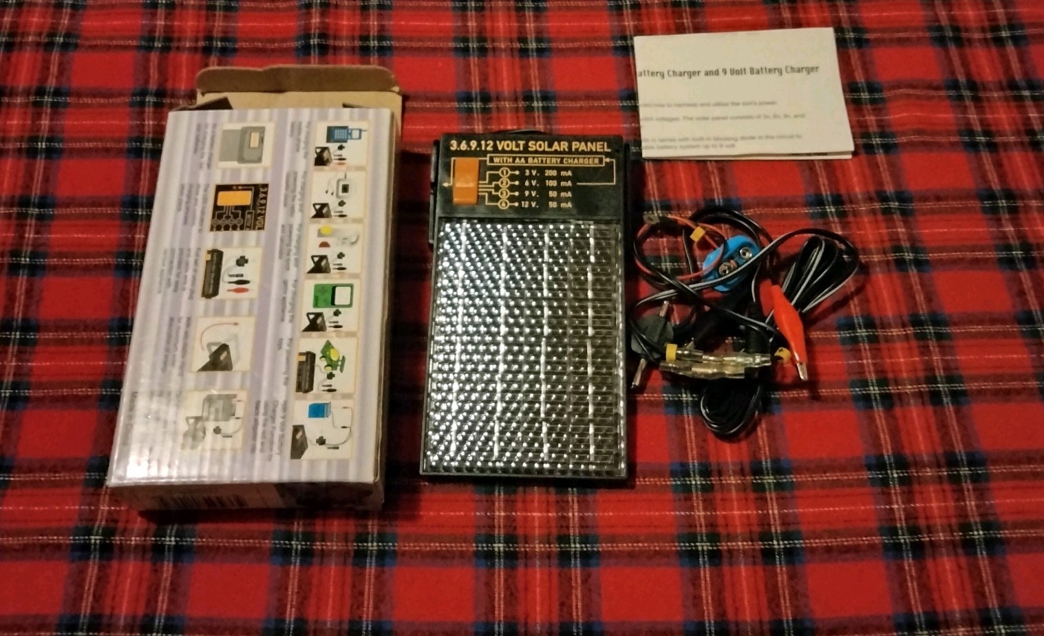 Solar Panel With AA And 9 Volt Battery Charger “UNTESTED”