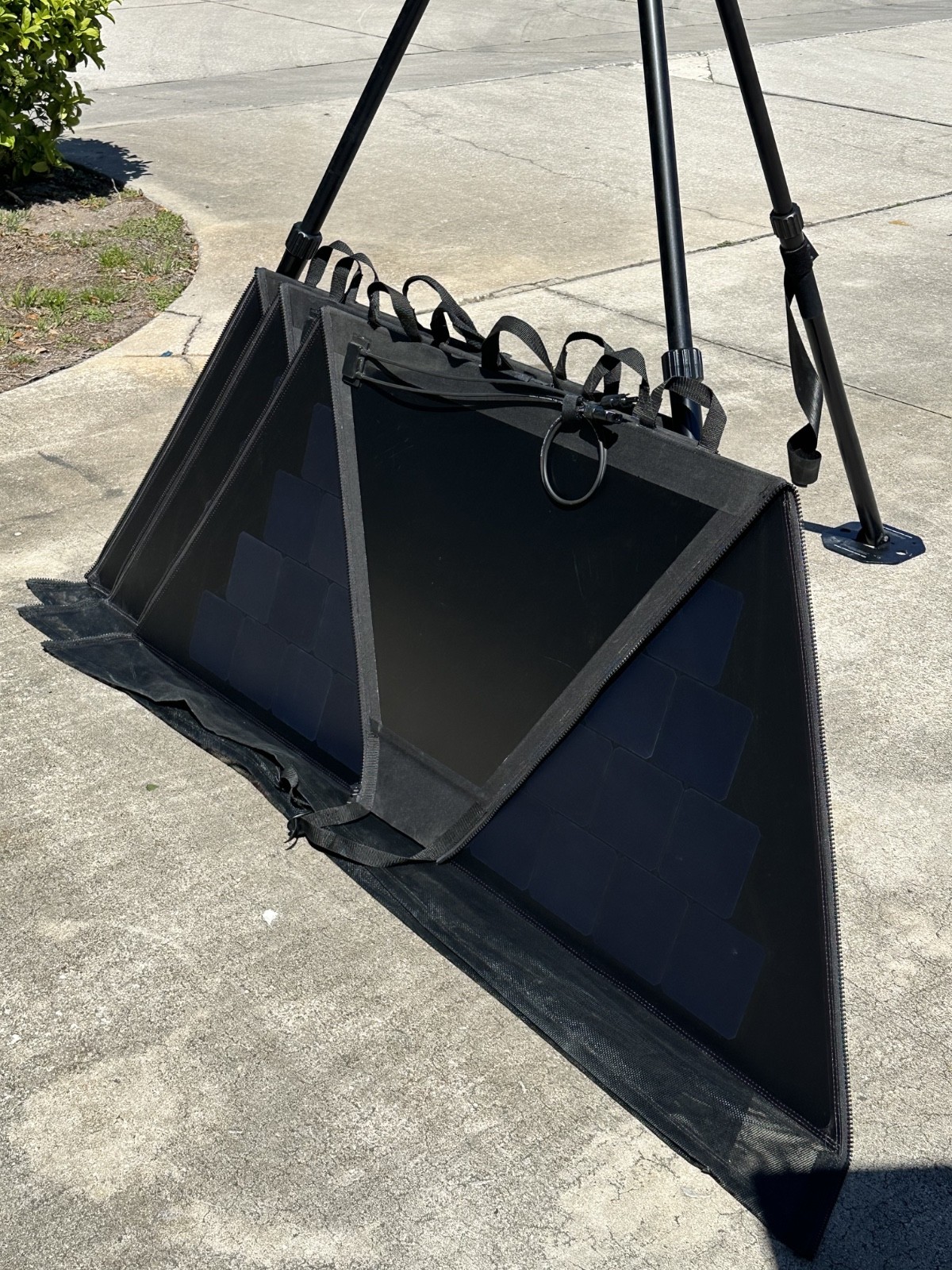 12V-48V 450W Solar Array for Tripod