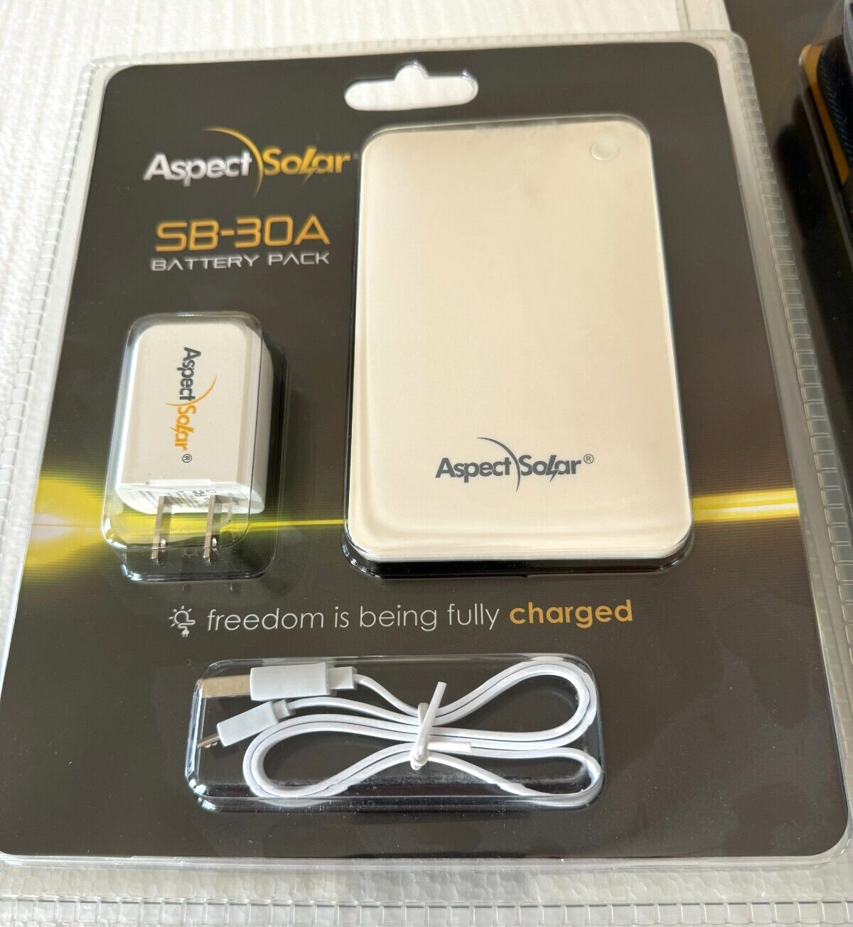 Aspect Solar’s DUO-Flex2 SP-138 Solar Charger + SB-30A Battery Pack BRAND NEW