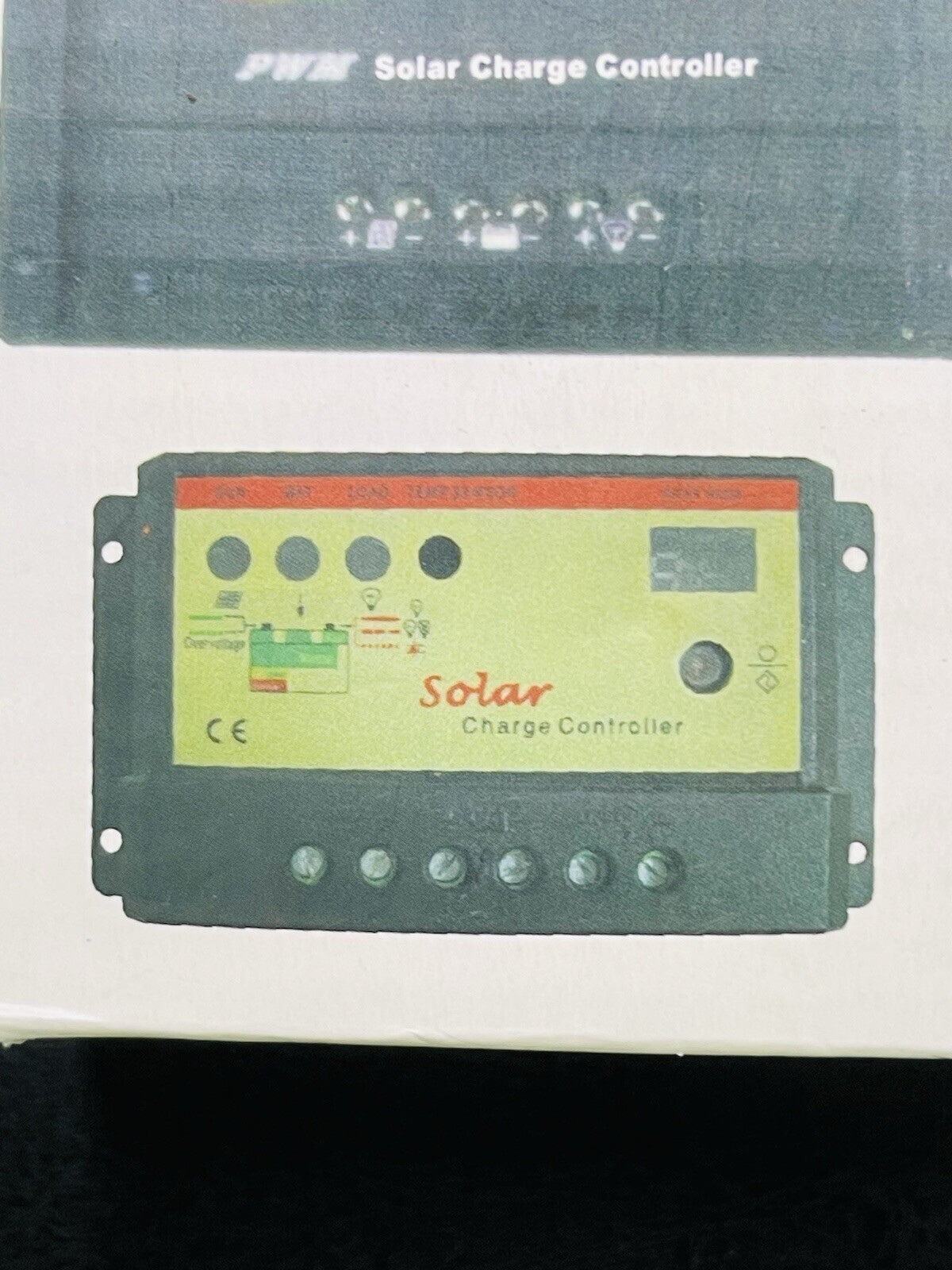Solar Charge Controller 12/24V CE RoHS ISO 9001 Certified PWM Panel Battery Regu