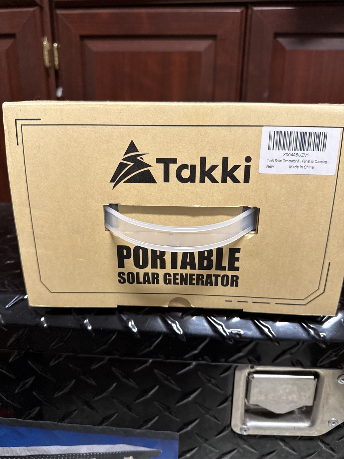 Takki (TP89) Solar Rechargeable Generator 83Wh