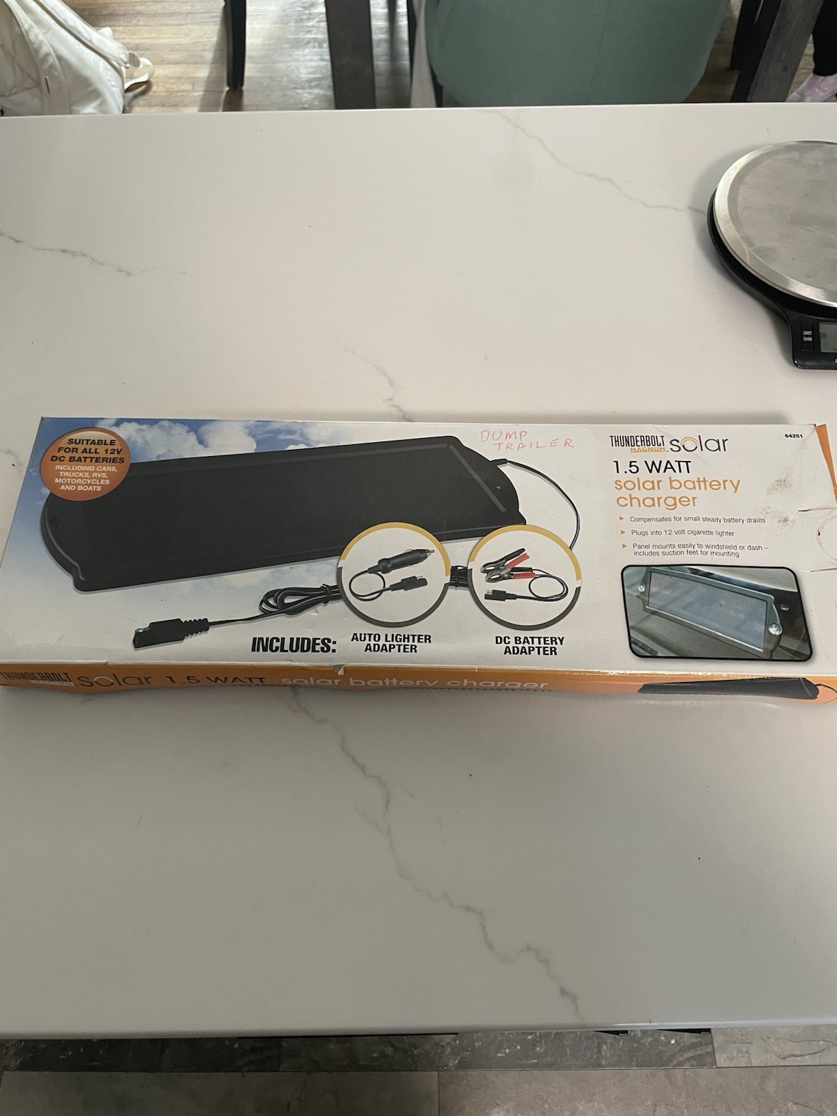 NIB Thunderbolt Magnum Solar 1.5 Watt Battery Charger Solar Power