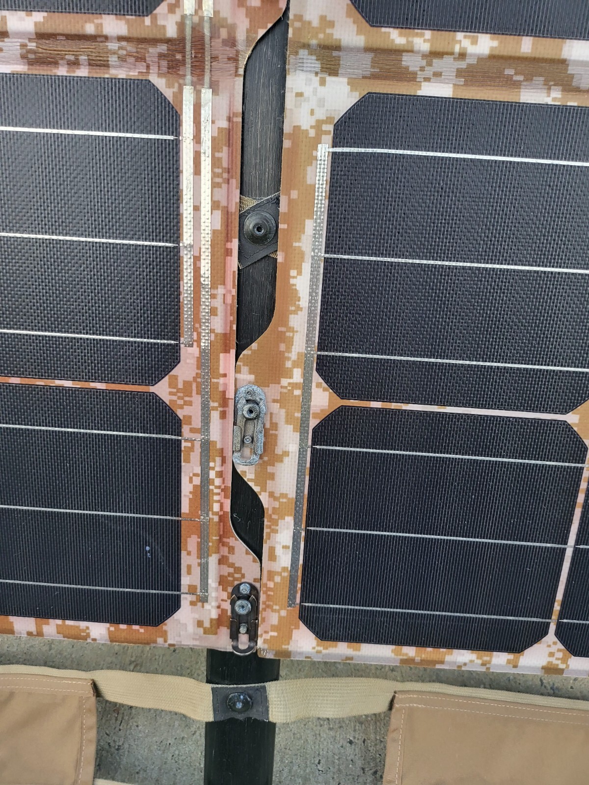 Nishati Portable Expedition Solar Array 420 Watt Military Surplus Free Ship
