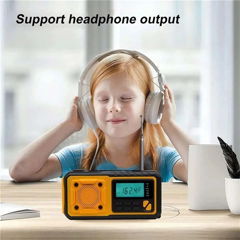 Battery Powered Radio Hand Crank Radio Nighttime Use For Crisis Situations