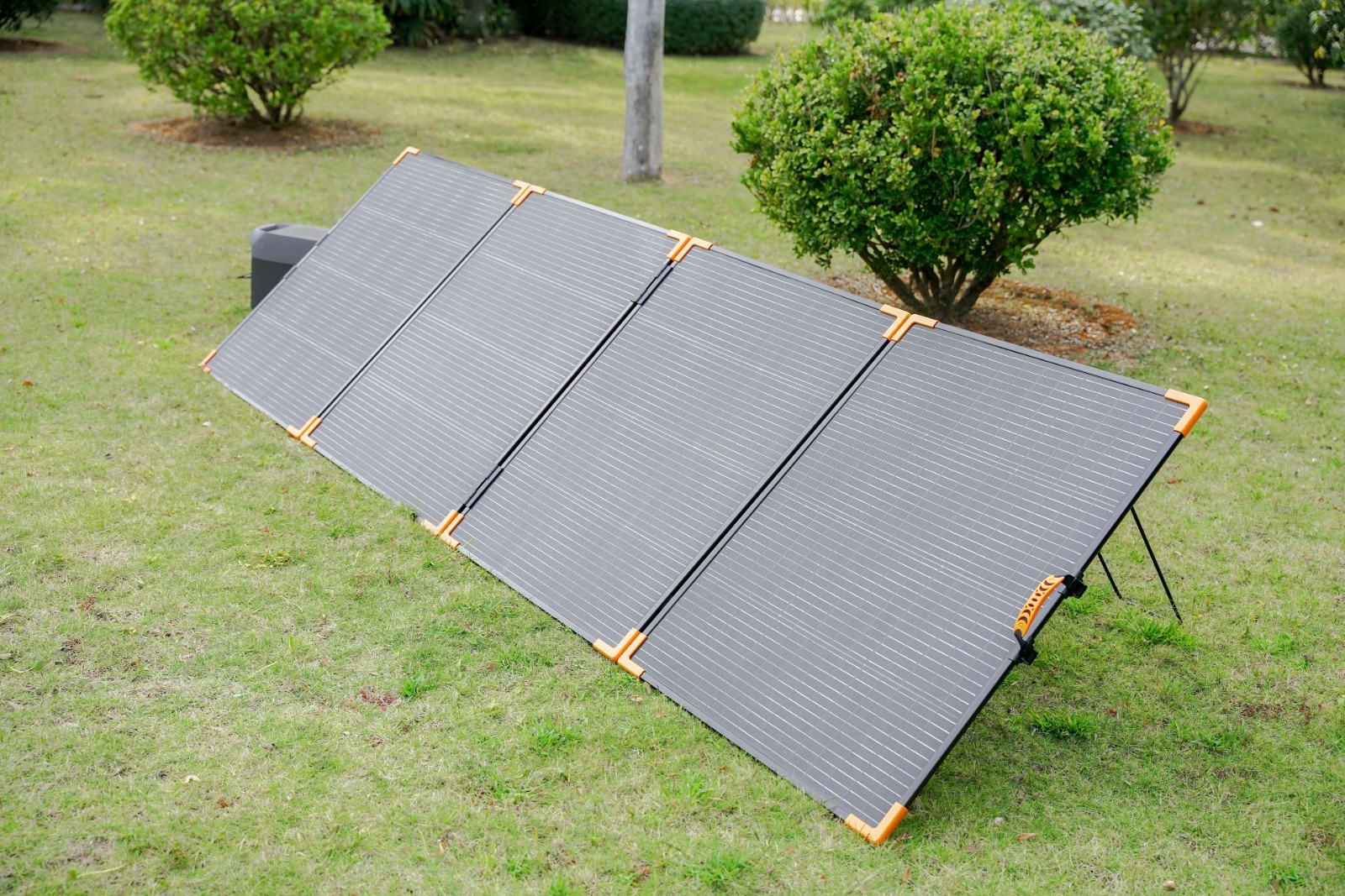 200W 400W Bifacial Solar Panel for BLUETTI Elite 300 Elite 400 Power Station