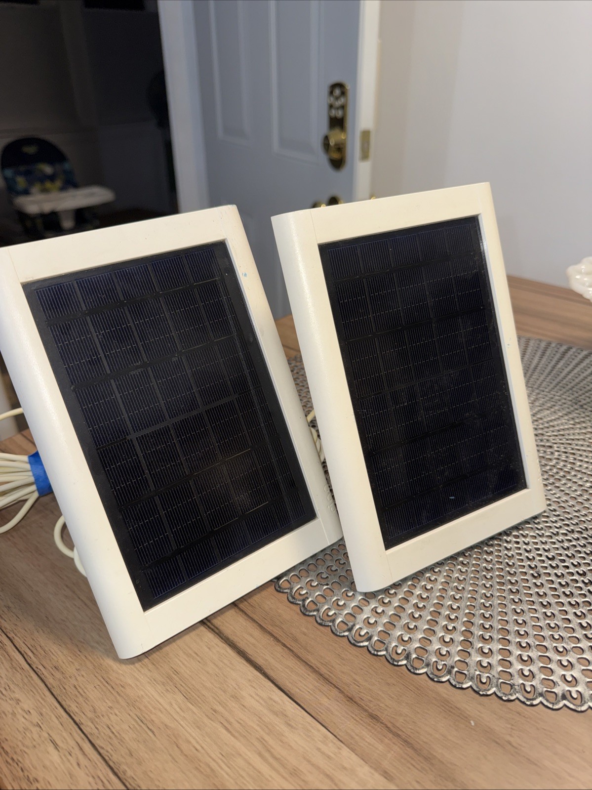 2 Ring Solar Panels V4 Charger for Camera With Mounting Base Working