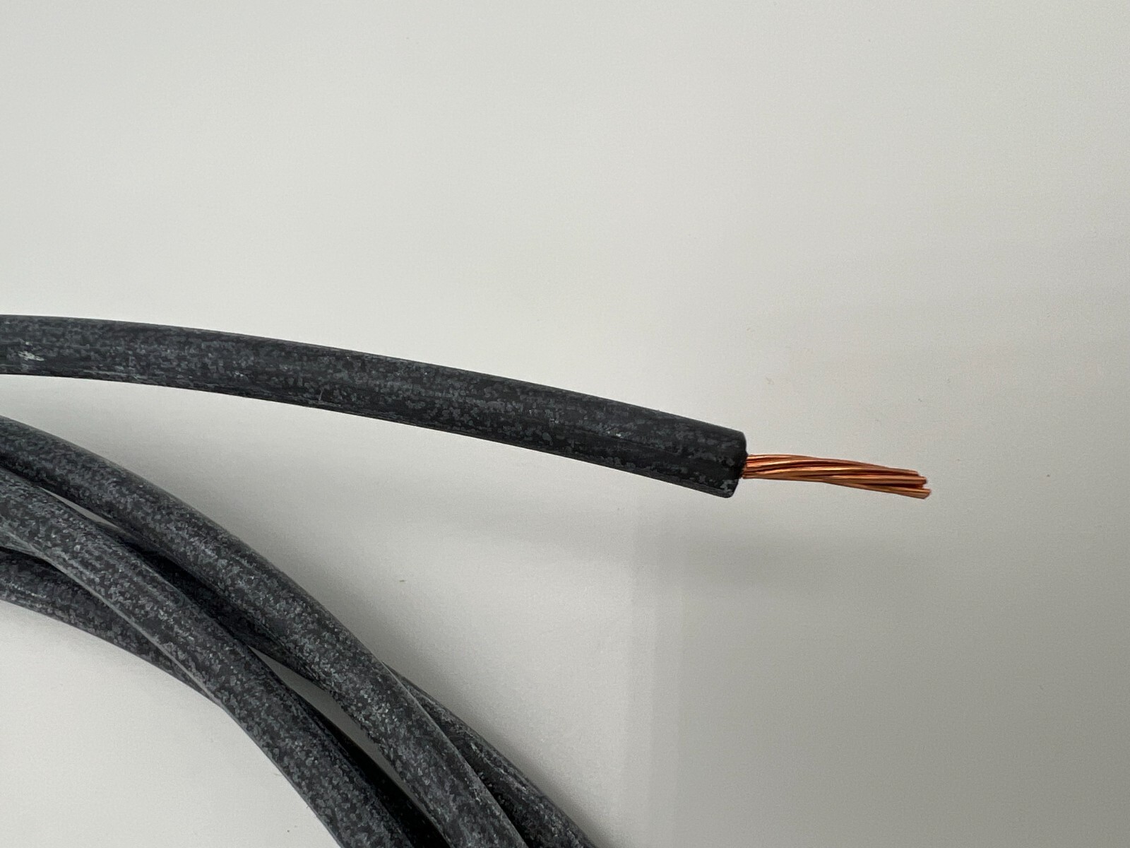 100ft 12 AWG gauge Black PV wire UL(4703) listed shipping from USA