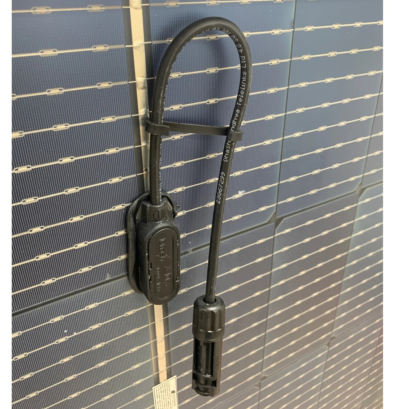 New Navitas 410W Black on Black Half Cut Bifacial Module 108 Cell Solar Panel