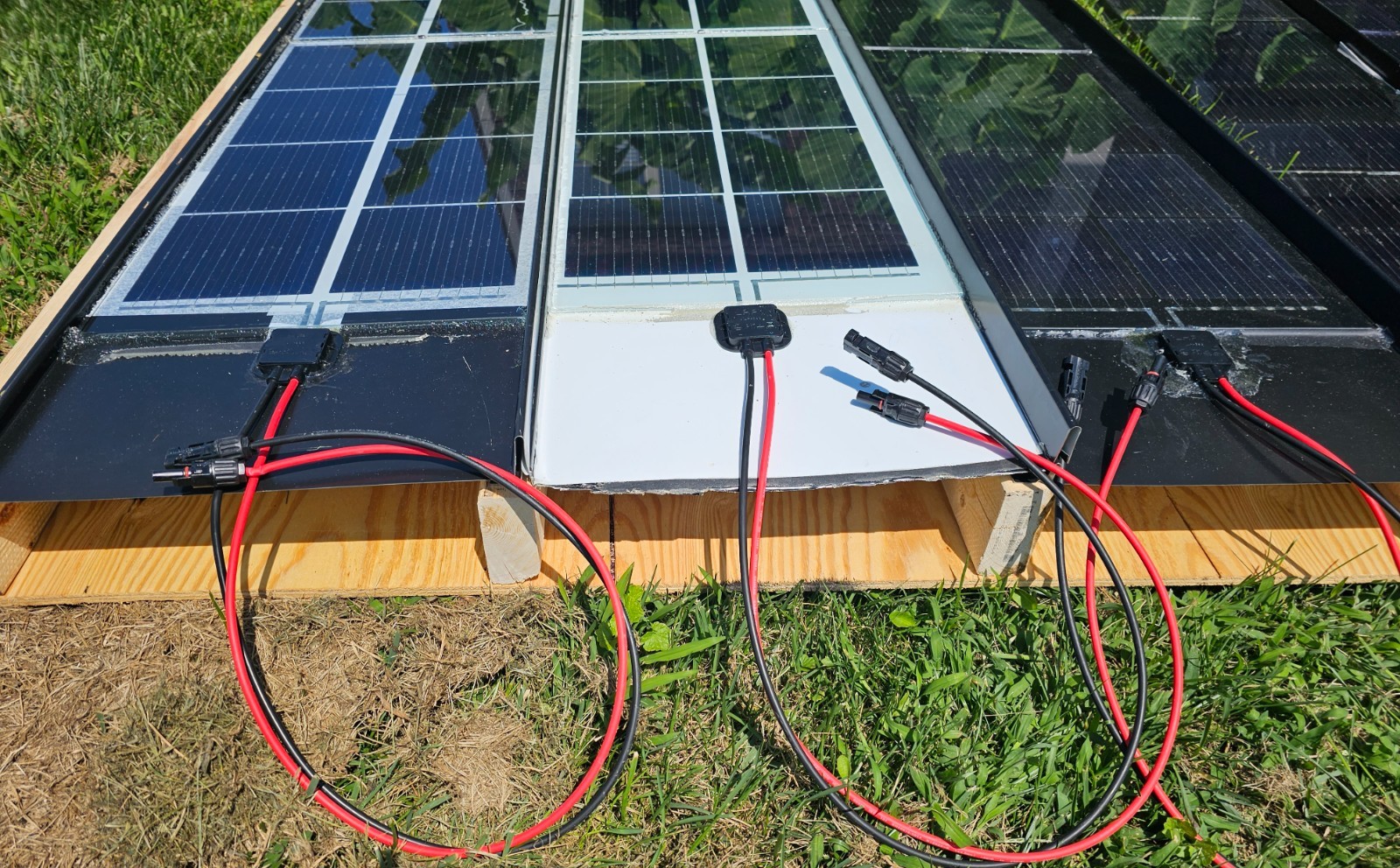 DIY Solar Panel Junction Box w/ MC4 connectors, 38″x12 AWG wire, 30 amp, w/diode