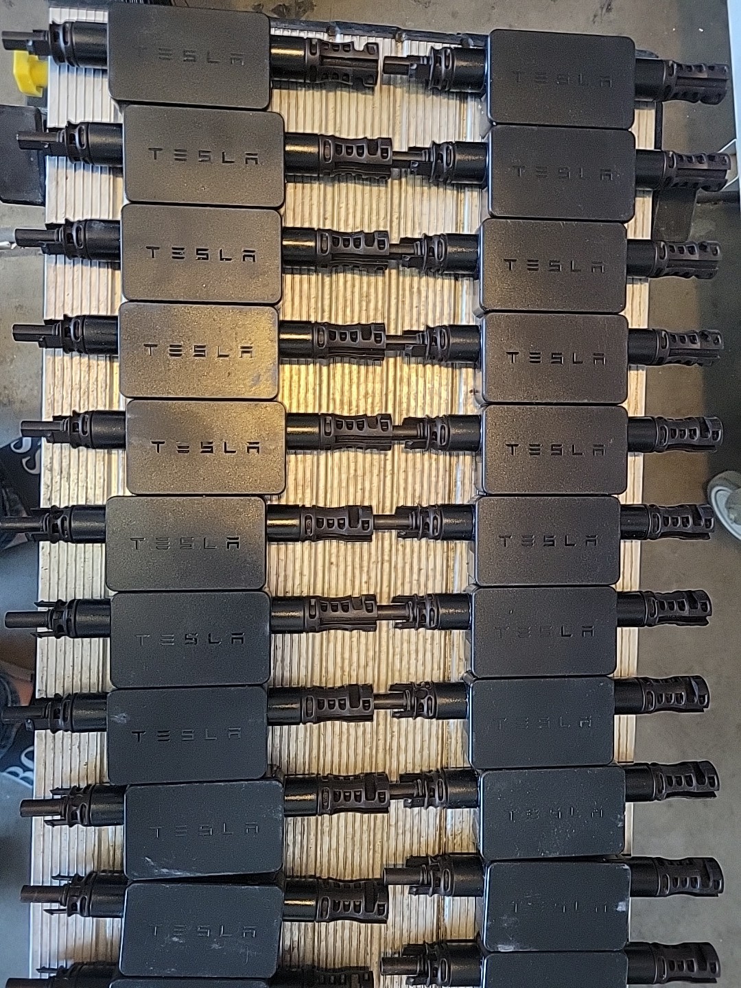 Lot of 35 TESLA solar rapid shutdown MCI-2 Free FAST SHIPPING