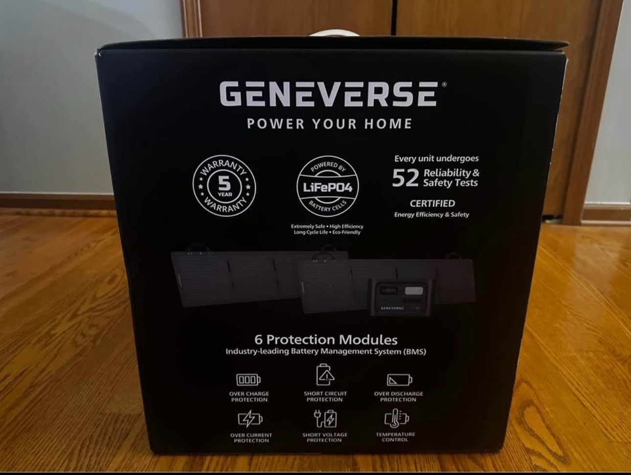 NEW! Geneverse 1210Wh Solar Generator + 2/100Watt mini Solar Panels