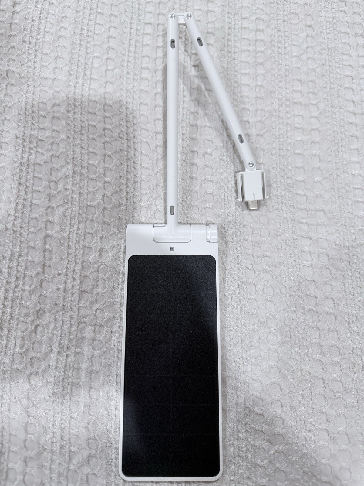 SwitchBot Solar Panel White UV Resistant USB Type-C Model W3603400