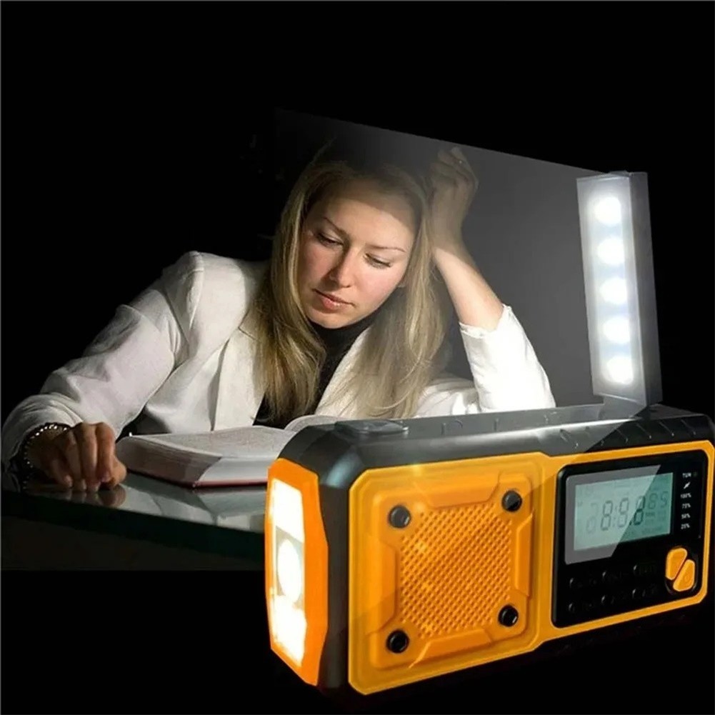 Battery Powered Radio Hand Crank Radio Nighttime Use For Crisis Situations