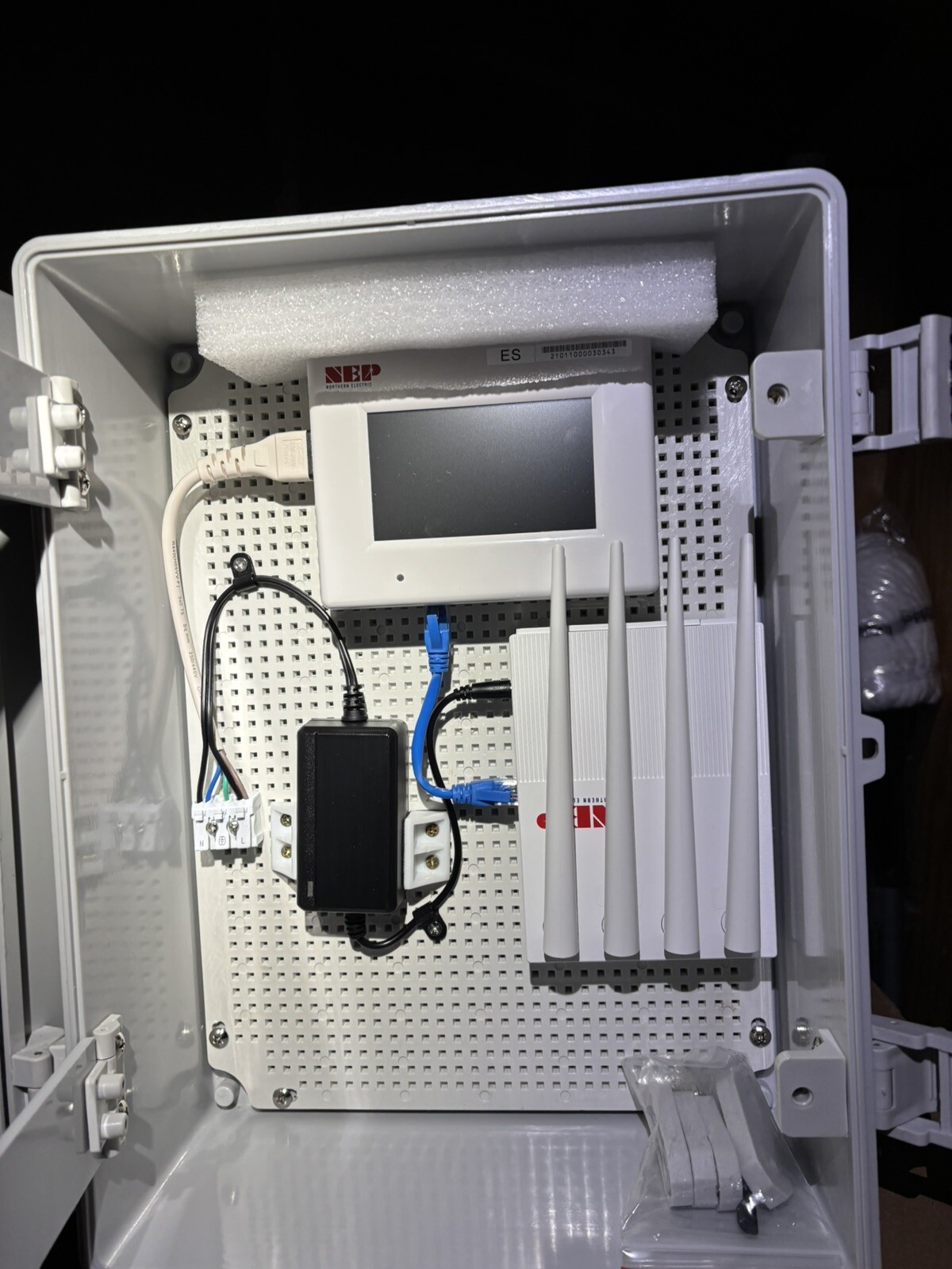 Northern Electric BDG-256 Gateway Inverter Monitor Interface Cellular Kit