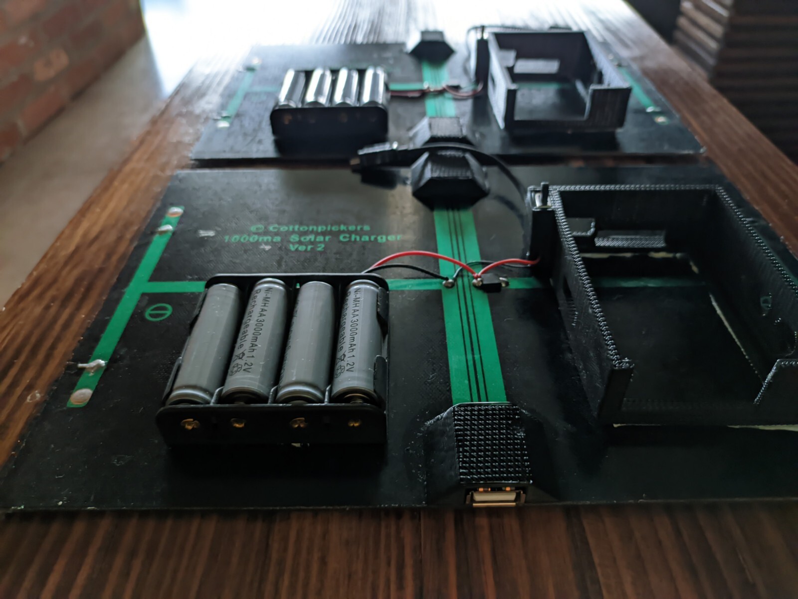 2 Cottonpickers v2 Custom Solar Chargers for Raspberry Pi & Smartphone. 1000ma