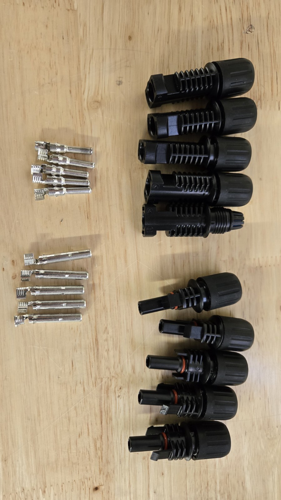 Read 5 Pairs Solar Panel Cable Wire Connectors Kit Male / Fem Waterproof