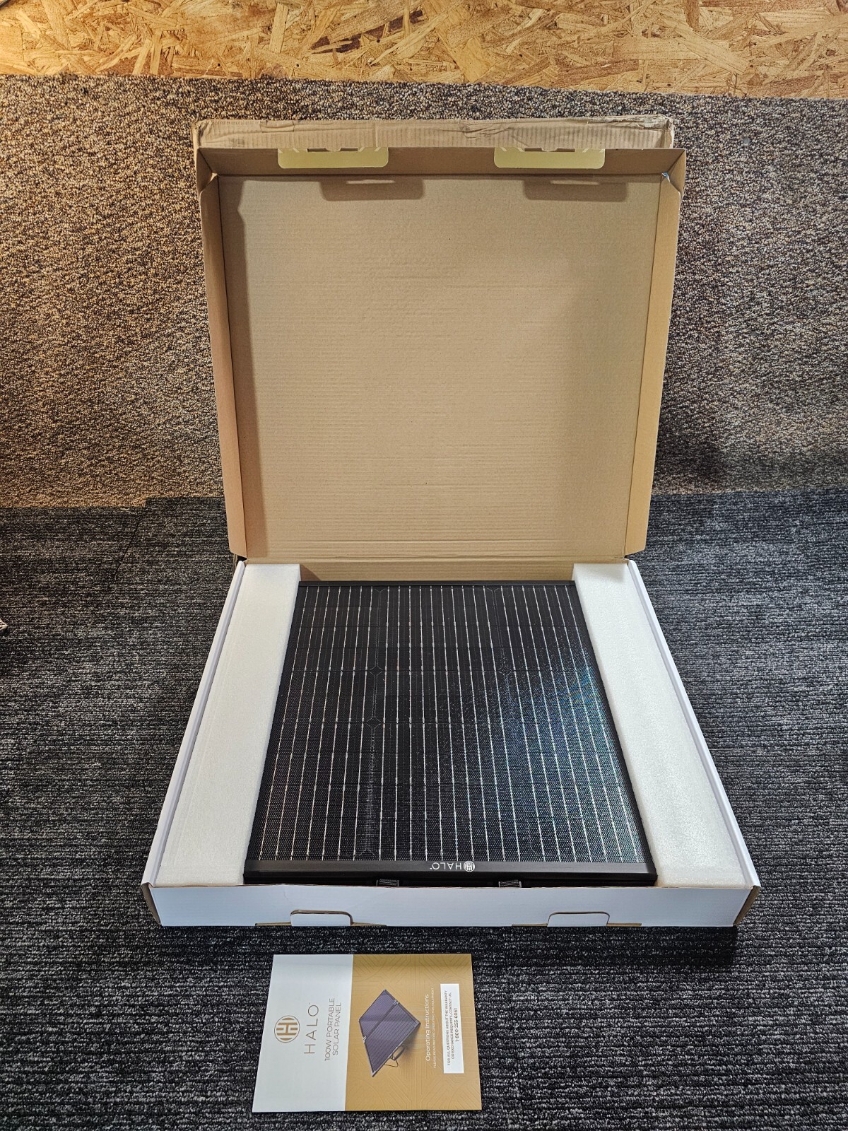 Halo HAL-SLP-0002 100W Portable Solar Panel with Folding Aluminum Frame