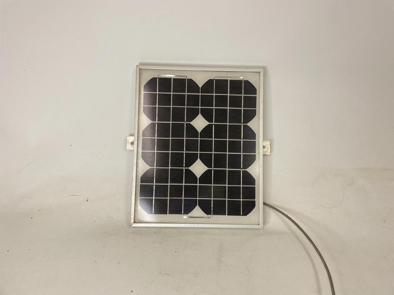 Solar Panel for 12v Rechargeable Batteries