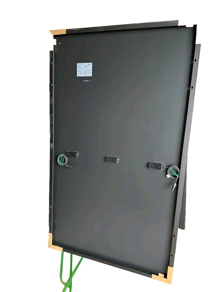 1 LG 265 Watt High Output,  Solar Panel 60 Cell LG265S1C-A3 Pickup Only