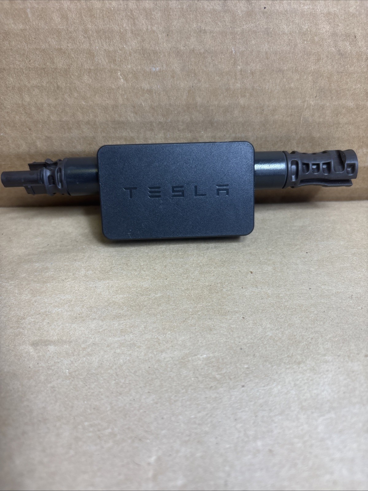 TESLA: | PV Rapid Shut Down Part MCI-2 P# 1879359-15-B-CLEAN WORKS***