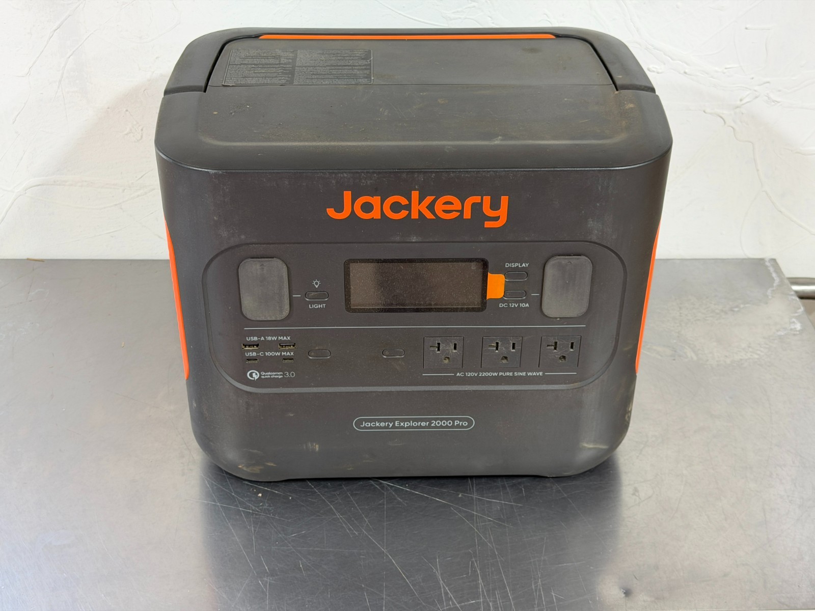 Jackery Explorer 2000 Pro Portable Power Station