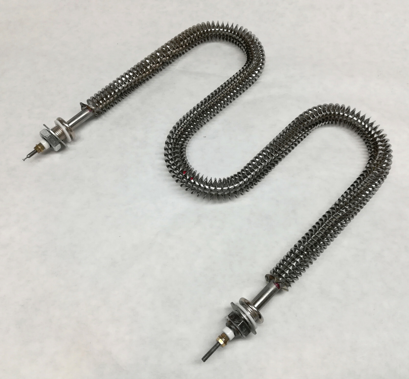 1000 Watt / 48 Volt / Dump load heating element “TOUCH SAFE” type – Radial Fins