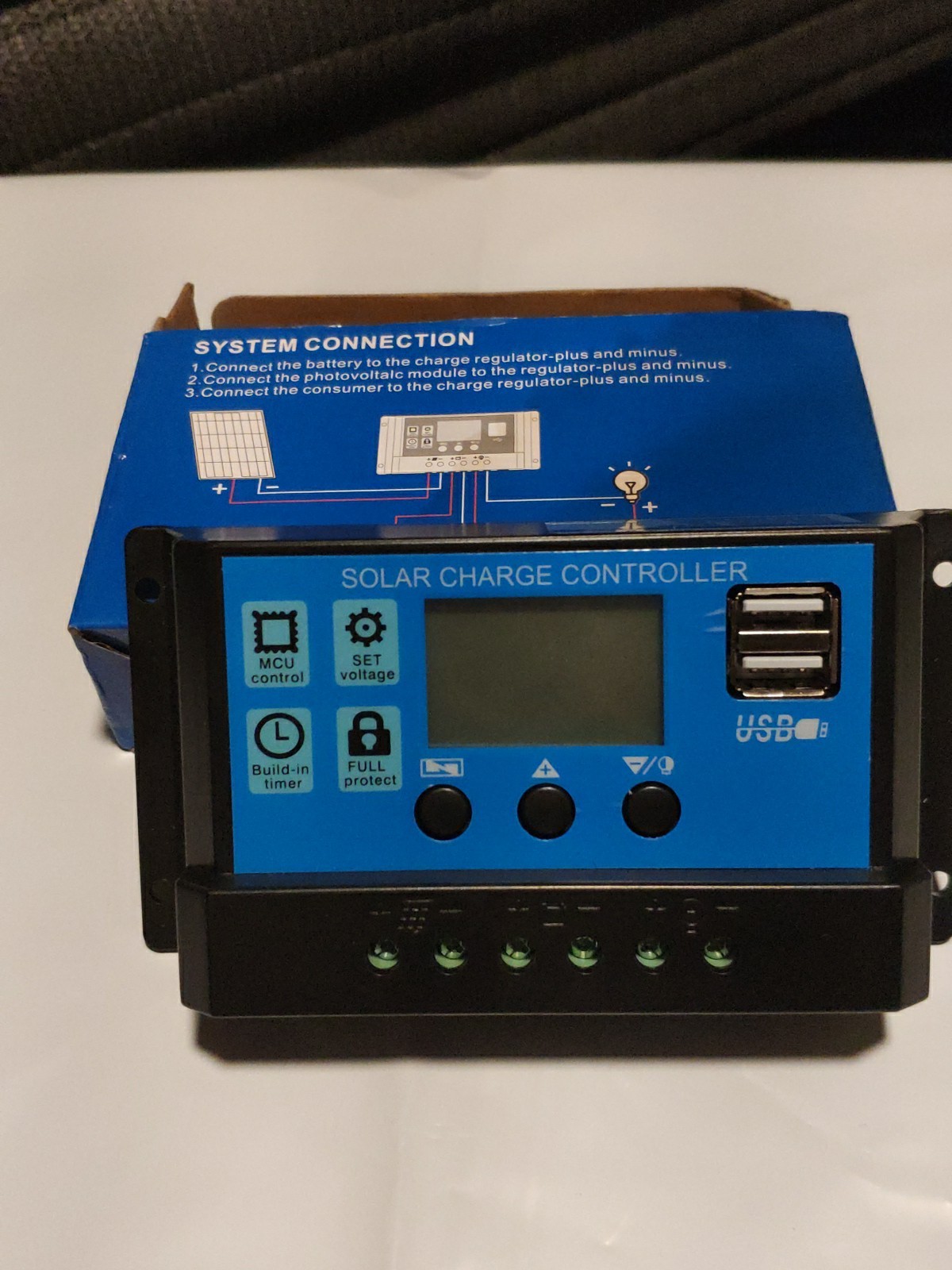 New Solar Charge Controller/Regulator 2 USB 10W 12/24V 130/260W & 50W Max