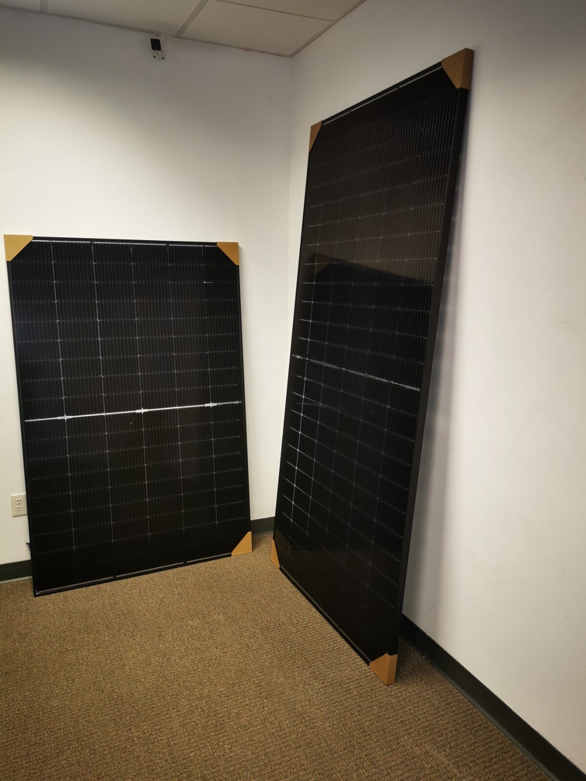 545W BiFacial PERC Monocrystaline Solar Panels /30 Yr Warr
